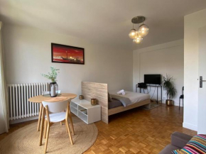 T1 près de Paris Wifi/Netflix/Parking/Balcon